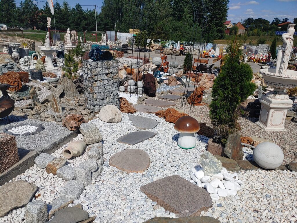 Kamienie ozdobne do ogrodu - grysy, otoczaki, kostka granitowa, kamień polny, kamień elewacyjny, kamień chodnikowy, figury ogrodowe fontanny, dekoracje ogrodowe, kamienie ogrodowe, kamień ogrodowy, otoczak biały, kamień naturalny, otoczaki do ogrodu, piaskowiec elewacyjny, kamyczki ogrodowe